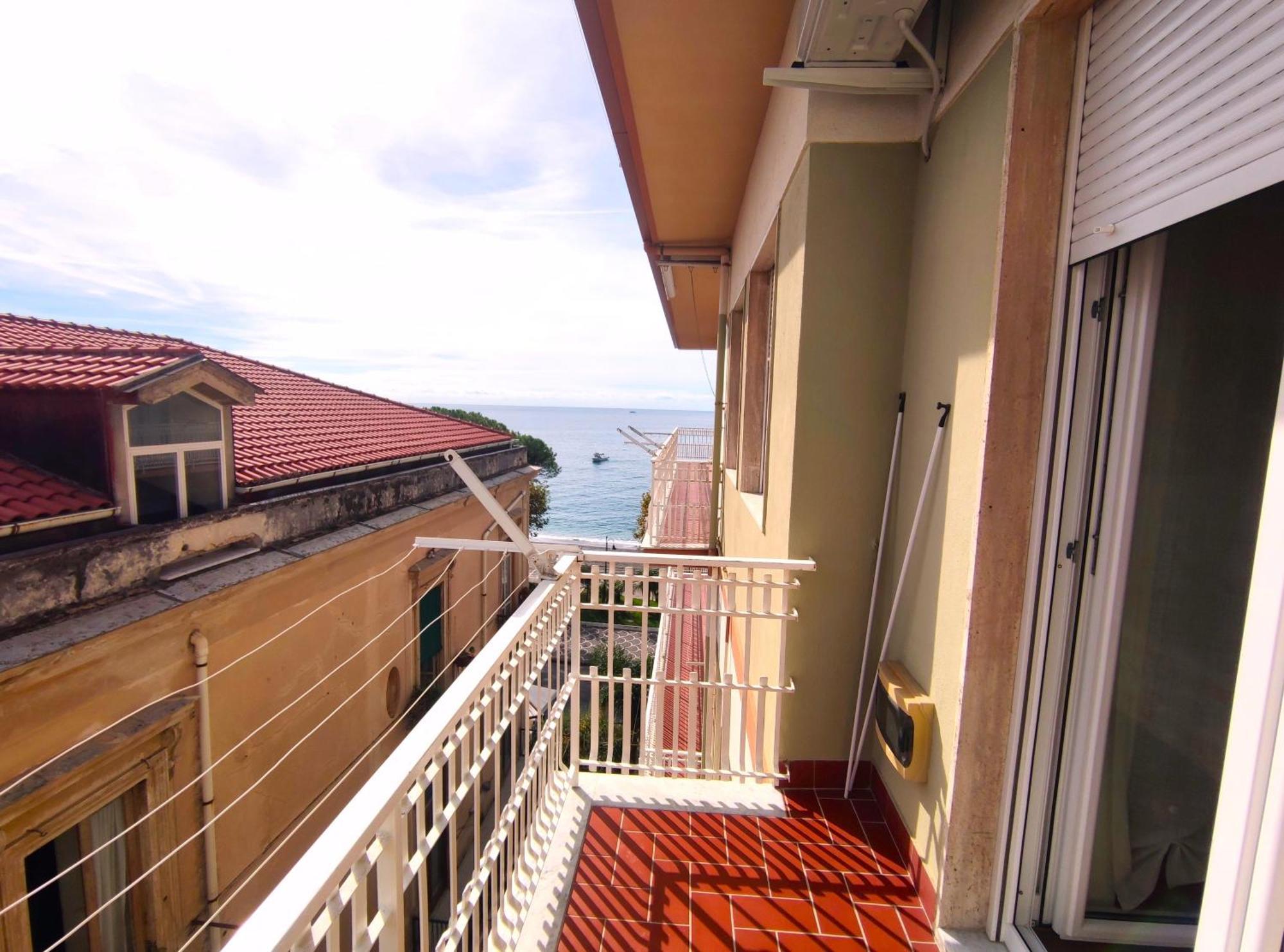 Ferienwohnung La Parigina - La Casa Al Mare A Maiori Exterior foto